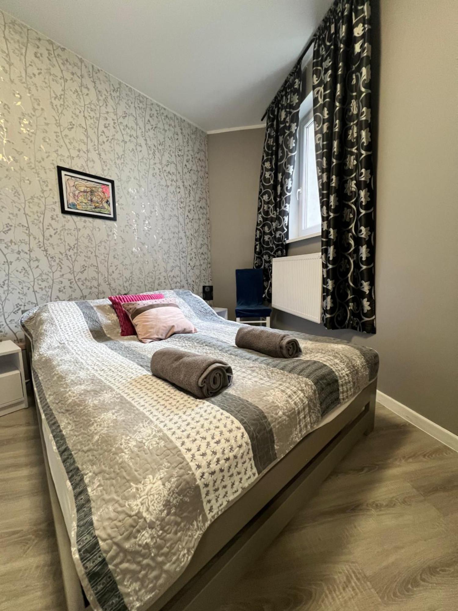 Apartamenty Cieplicka 20A Jelenia Gora Exterior photo